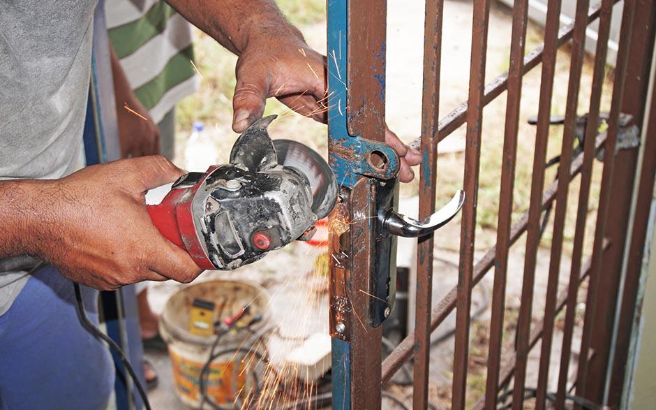 artisan professionnel serrure porte blindee Paris